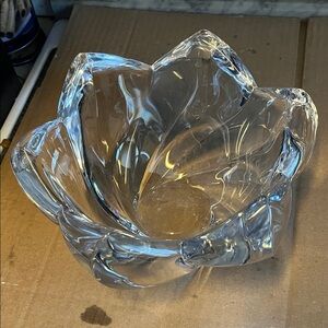 Elegant Clear Glass Flower Bowl